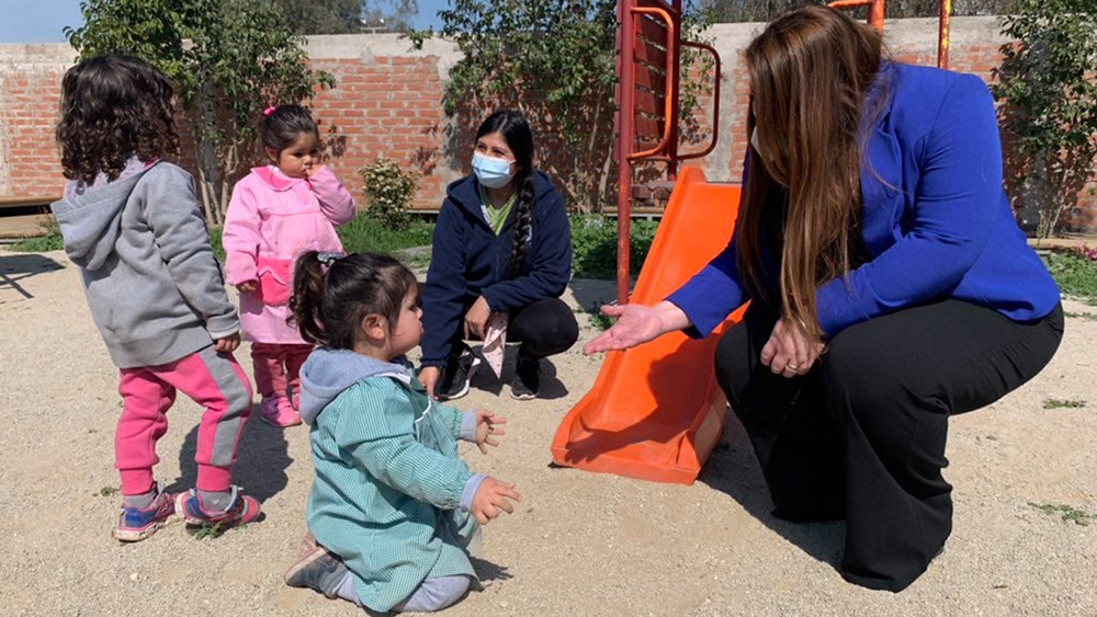 Junji Metropolitana y alcalde de Renca visitan obras de mejoramiento de jardines infantiles de la comuna